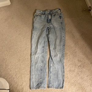 Super cute pacsun mom jeans size 23